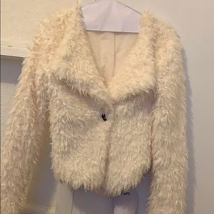 Faux Fur off white cropped evening jacket